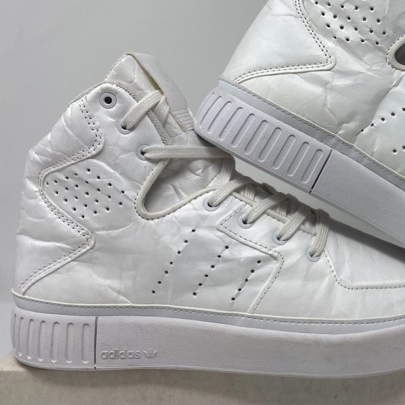 Adidas Womens Tubular Invader 2.0 Decon Triple White shoes BB2073 EUC - Picture 13 of 15